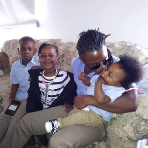 Meet your Posher, Isaac